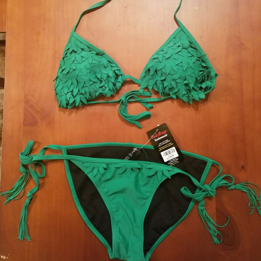 NWT Body Rage Green Leaf Bikini Medium